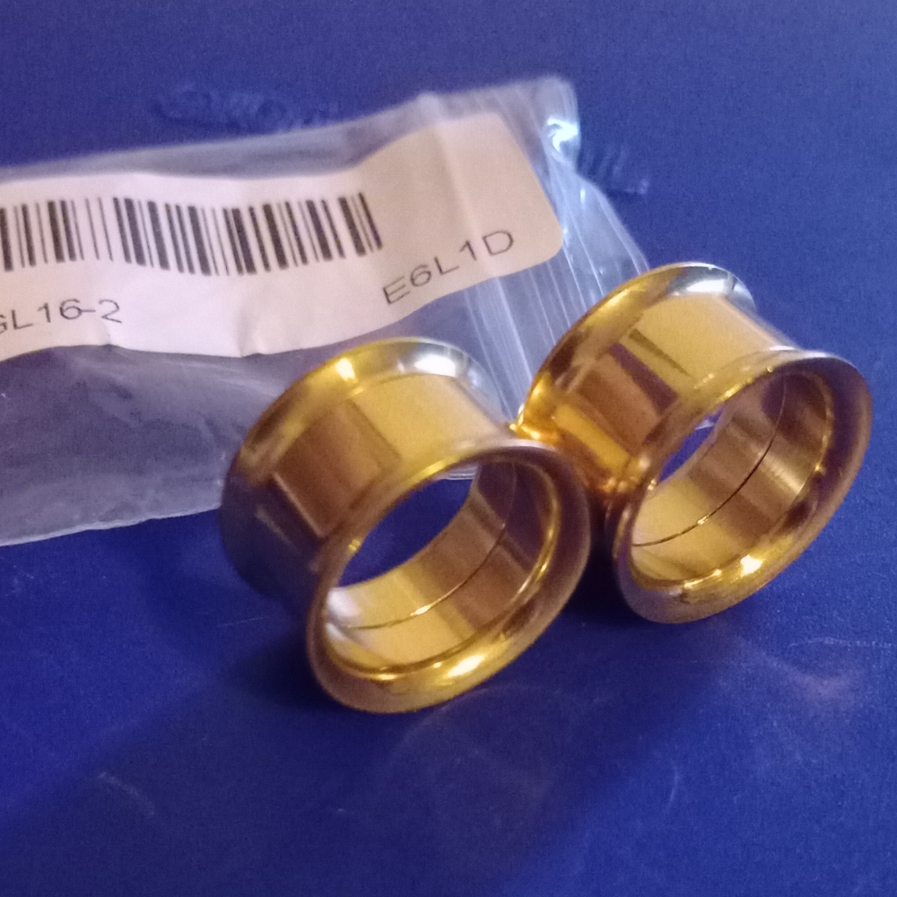 GOLD SCREW BACK TUNNELS